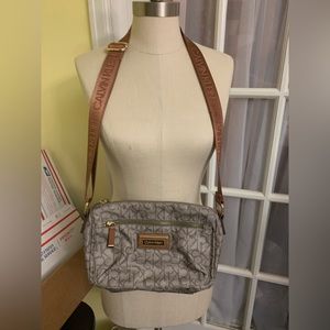 CALVIN KLEIN CROSSBODY